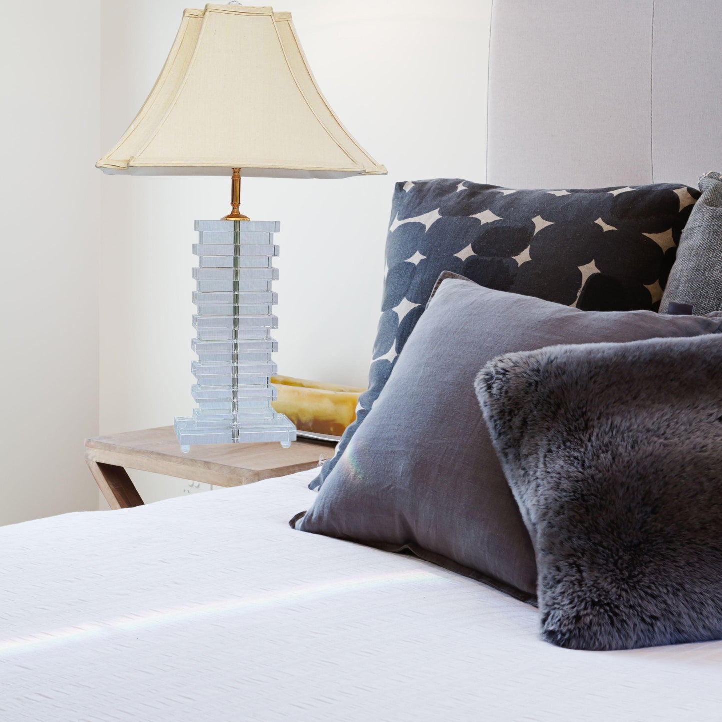 FONTANTA - Hard Polished Lead Crystal Table Lamp - V&M IMPORTS Australia