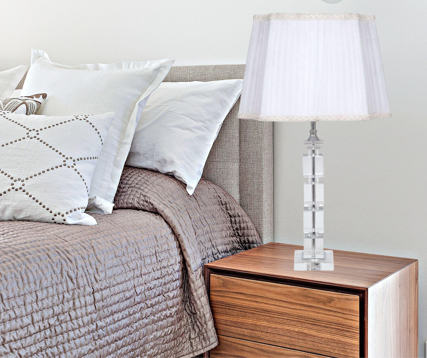 ORIENTAL - Hard Polished Lead Crystal Table Lamp - V&M IMPORTS Australia